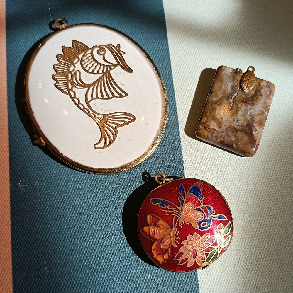 Vintage Cloissonne . Locket . Pendant - Lot of 3!